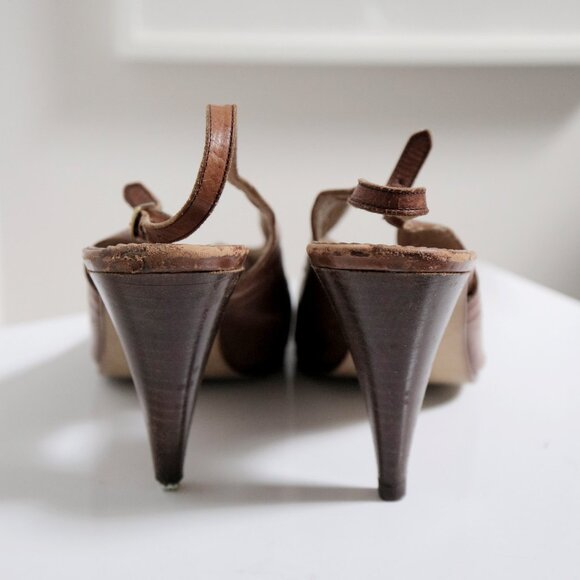 Vintage Bandolino Italy Brown Leather Peep Toe Floral Sandals - Picture 5 of 11